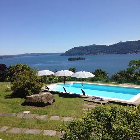 Βίλα Romantic Nido Con Piscina Condivisa