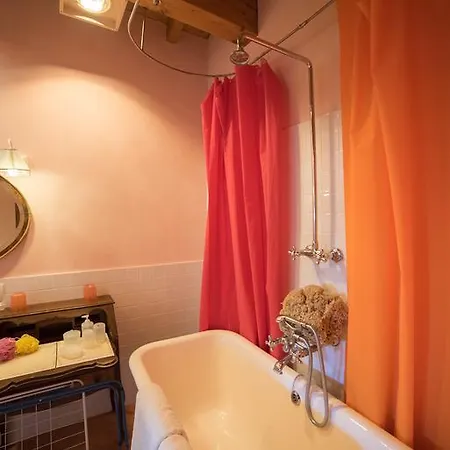 Romantic Nido Con Piscina Condivisa