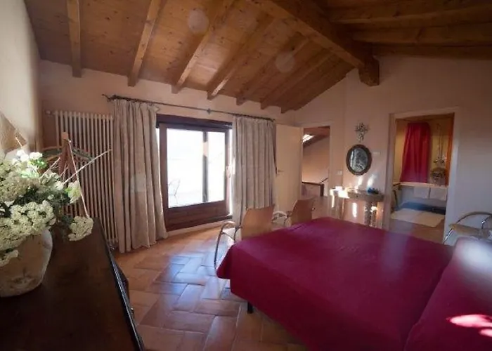 Romantic Nido 베르바니아