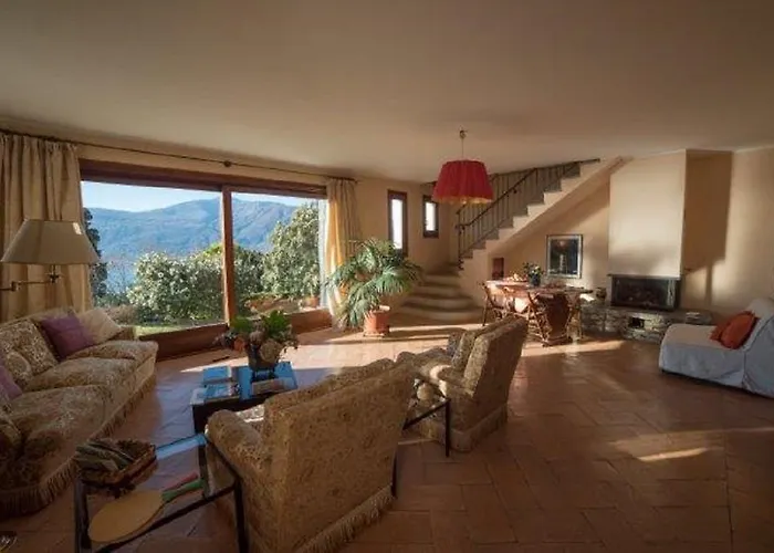 Romantic Nido Villa *